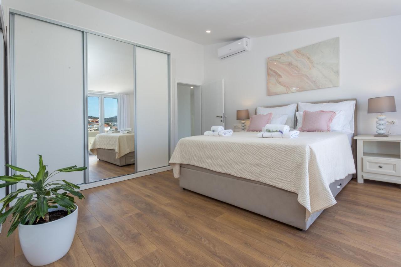 Apartamento Golden View Penthouse Hvar Town Exterior foto